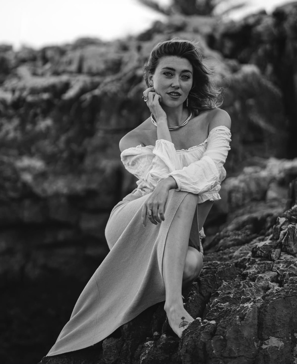 Tabea Richter on the Cascais coast